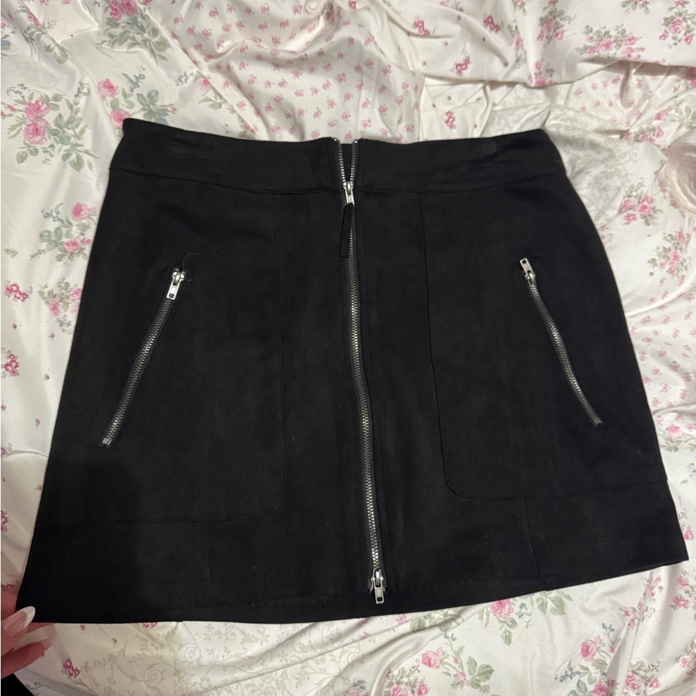 mini skirt